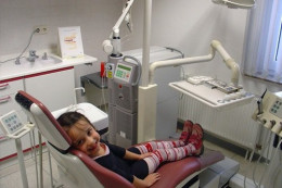 Kind im Behandlungsraum